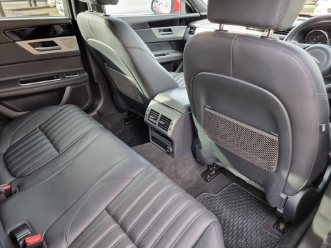 2.0d Portfolio Saloon 4dr Diesel Auto AWD Euro 6 (s/s) (180 ps)