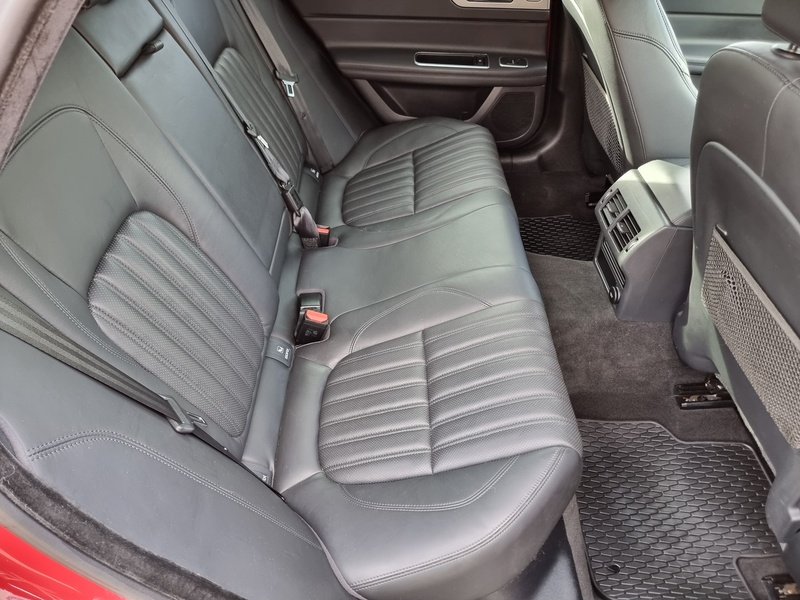 Jaguar XF d Portfolio - U7353