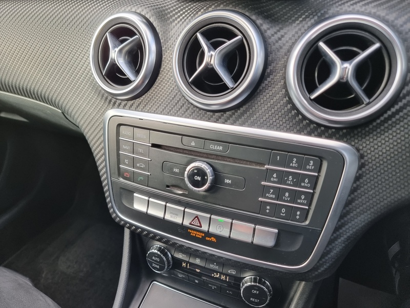 Mercedes-Benz A Class A200d AMG Line - U7355