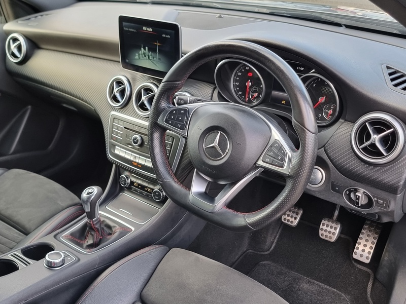 Mercedes-Benz A Class A200d AMG Line - U7355