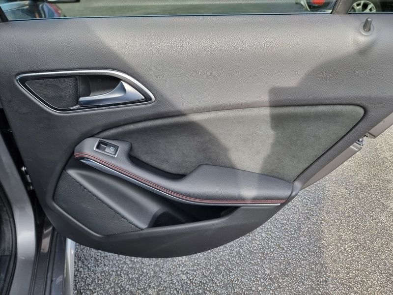 Mercedes-Benz A Class A200d AMG Line - U7355