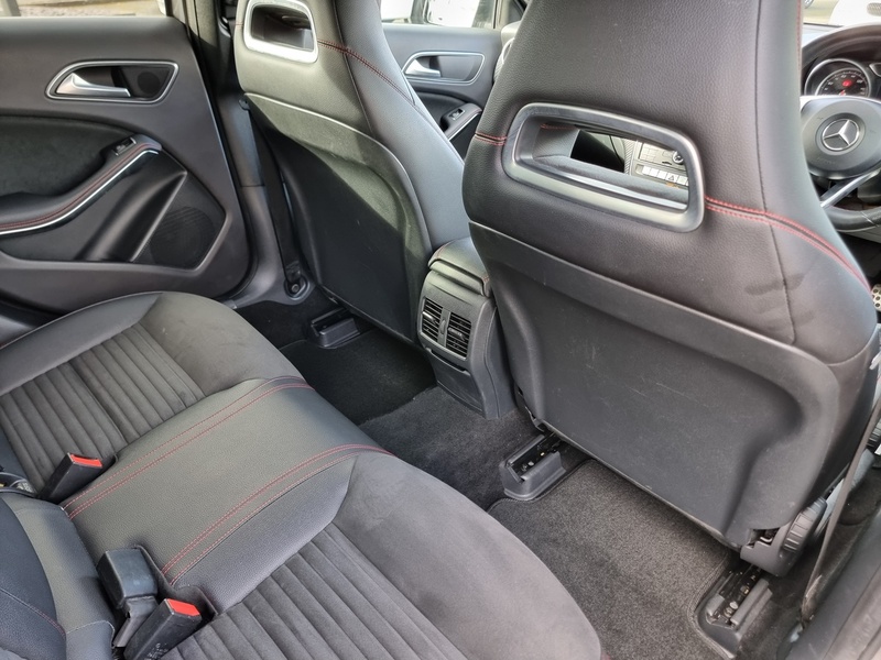 Mercedes-Benz A Class A200d AMG Line - U7355