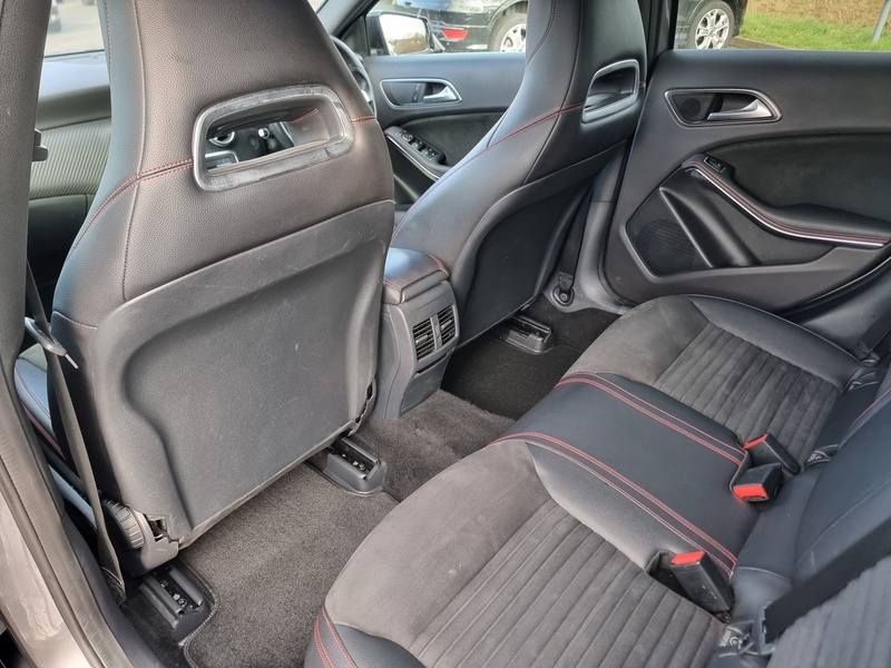 Mercedes-Benz A Class A200d AMG Line - U7355