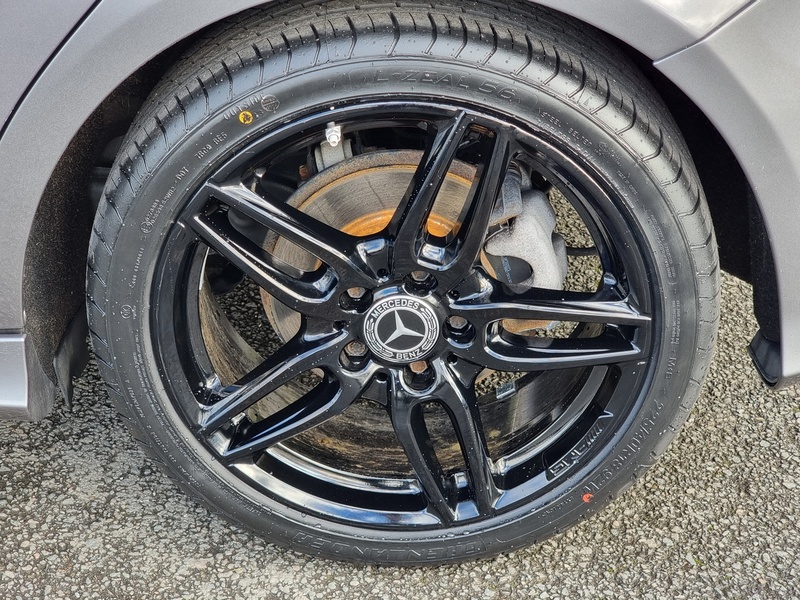 Mercedes-Benz A Class A200d AMG Line - U7355
