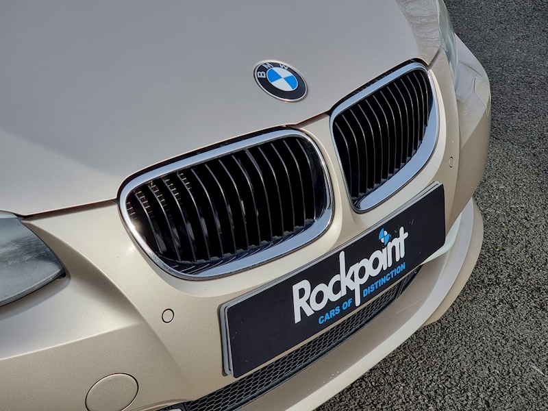 BMW 3 Series 320i SE - U7356