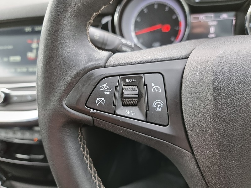 Vauxhall Astra i Turbo SRi - U7357