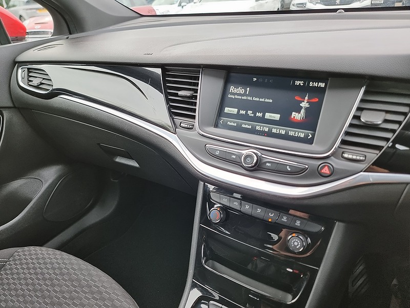 Vauxhall Astra i Turbo SRi - U7357