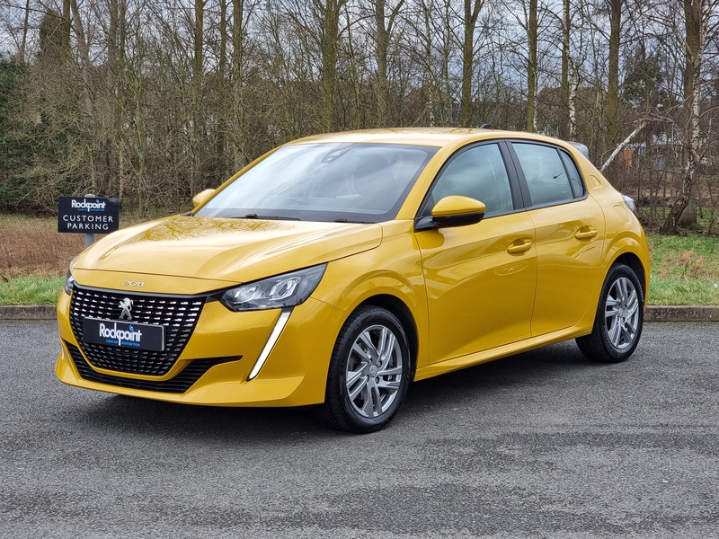 Peugeot 208 PureTech Active - U7368