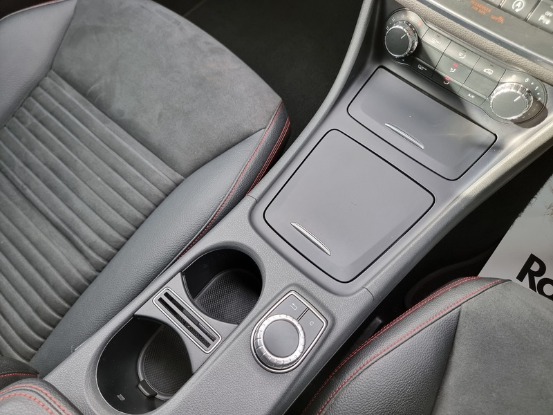 Mercedes-Benz GLA Class GLA220 CDI AMG Line - U7372