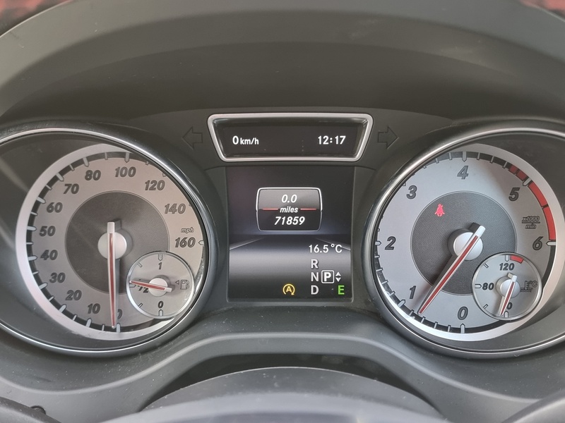 Mercedes-Benz GLA Class GLA220 CDI AMG Line - U7372