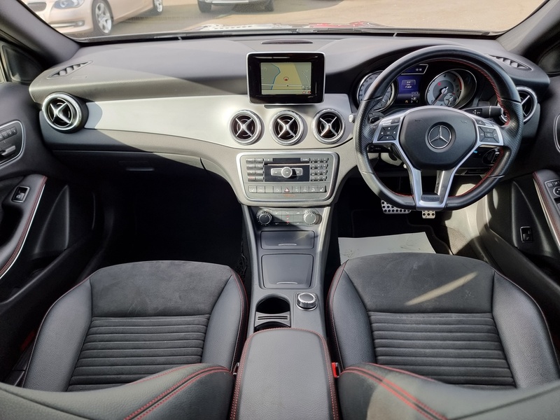 Mercedes-Benz GLA Class GLA220 CDI AMG Line - U7372