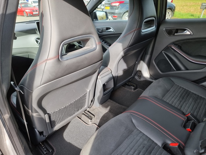 Mercedes-Benz GLA Class GLA220 CDI AMG Line - U7372