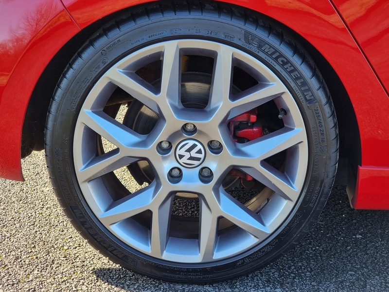 Volkswagen Golf TSI GTI Edition 35 - U7375