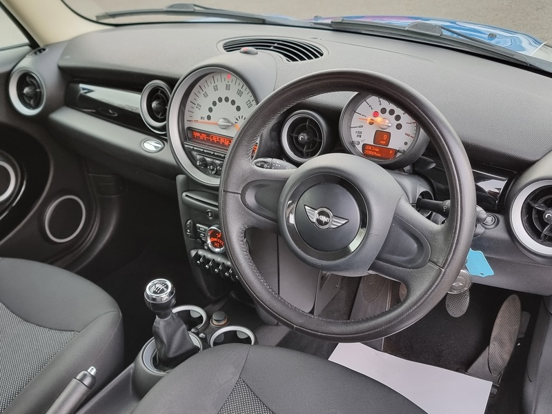 MINI Hatch One Pimlico - U7379