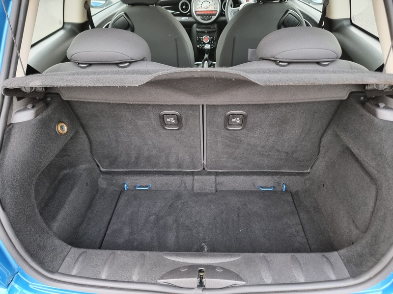 MINI Hatch One Pimlico - U7379