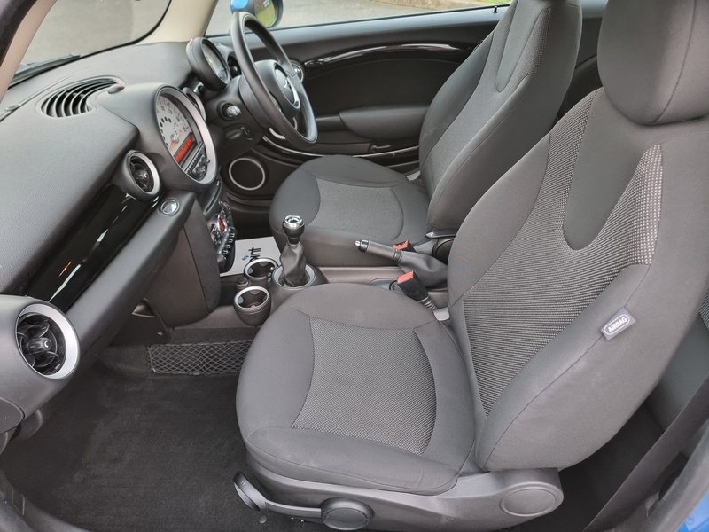 MINI Hatch One Pimlico - U7379