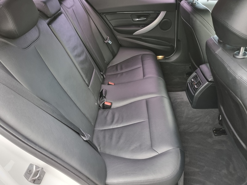 BMW 3 Series 330d M Sport - U7384