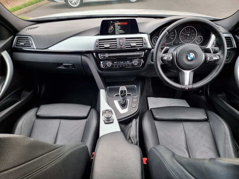 BMW 3 Series 330d M Sport - U7384