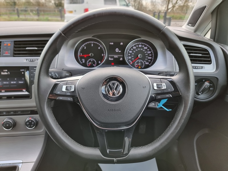 Volkswagen Golf TDI BlueMotion Tech Match - U7387