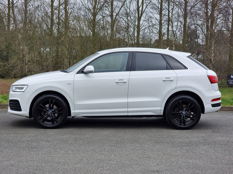 Audi Q3 TDI S line - U7388