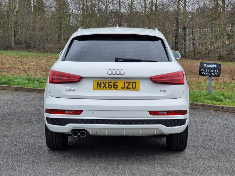 Audi Q3 TDI S line - U7388