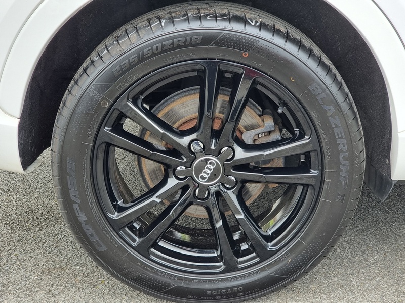 Audi Q3 TDI S line - U7388