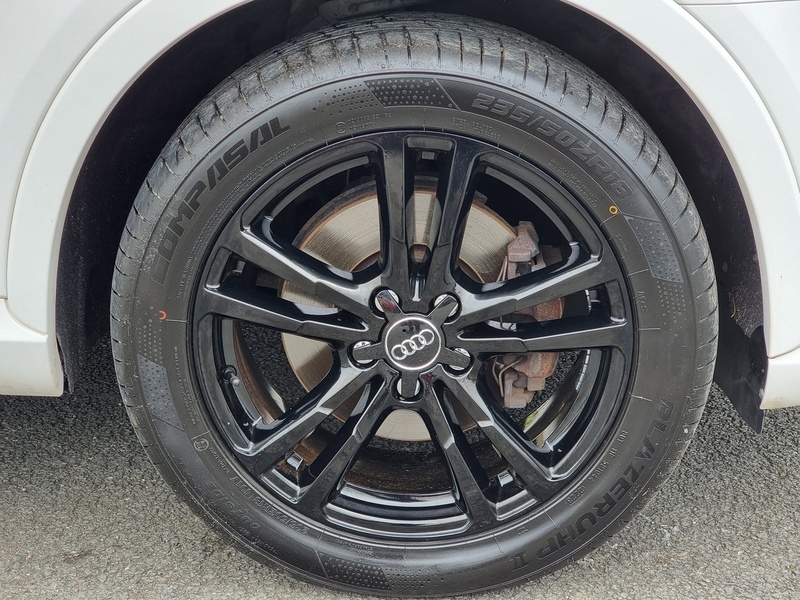 Audi Q3 TDI S line - U7388