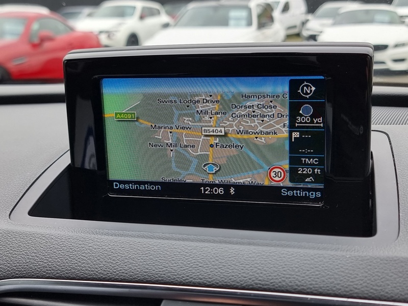 Audi Q3 TDI S line - U7388