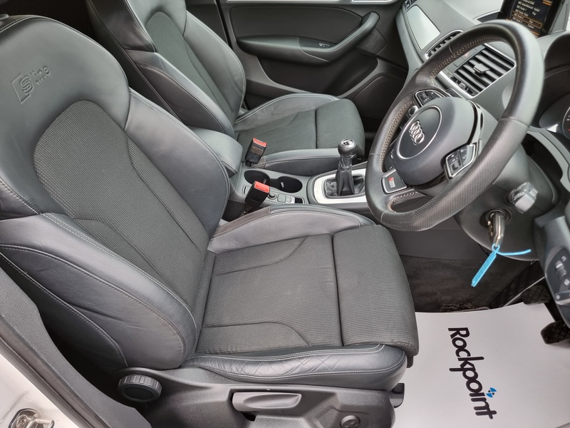 Audi Q3 TDI S line - U7388