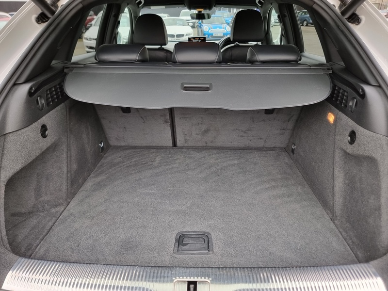 Audi Q3 TDI S line - U7388