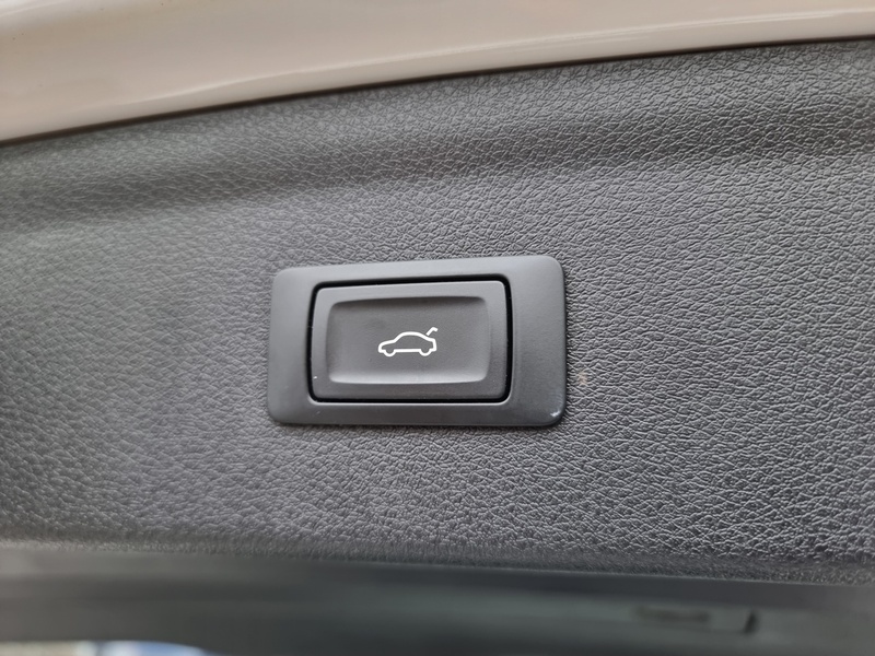 Audi Q3 TDI S line - U7388