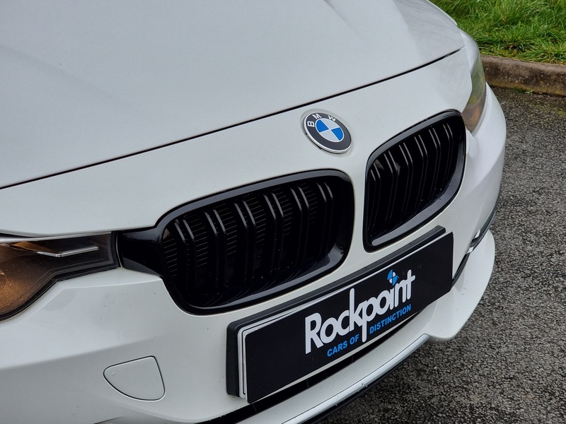 BMW 3 Series 320d Luxury - U7389