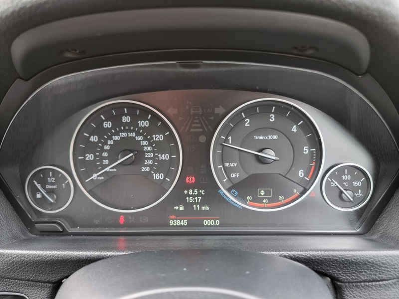 BMW 3 Series 320d Luxury - U7389