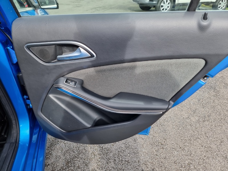 Mercedes-Benz A Class A180 CDI ECO SE - U7390