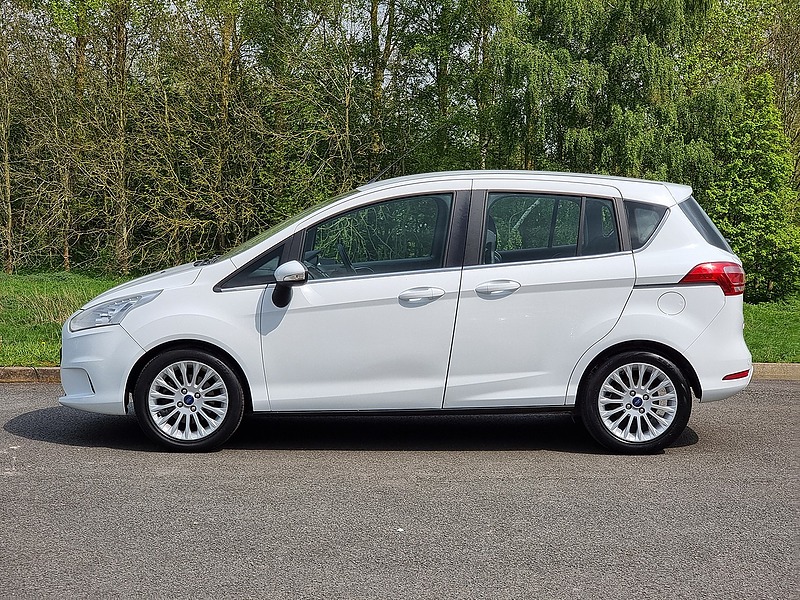 Ford B-Max T EcoBoost Titanium - U7393