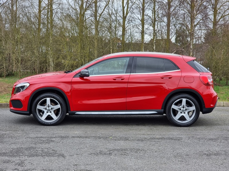 Mercedes-Benz GLA Class GLA200d AMG Line - U7402