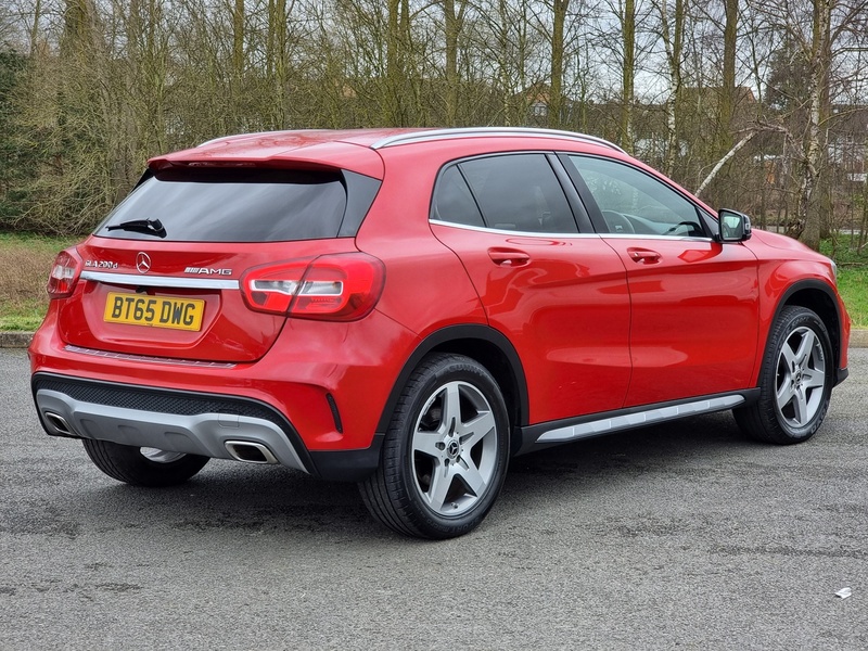 Mercedes-Benz GLA Class GLA200d AMG Line - U7402