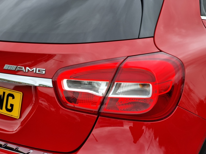 Mercedes-Benz GLA Class GLA200d AMG Line - U7402