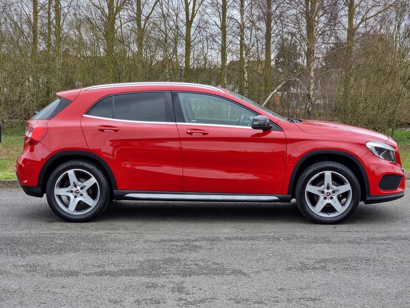 Mercedes-Benz GLA Class GLA200d AMG Line - U7402