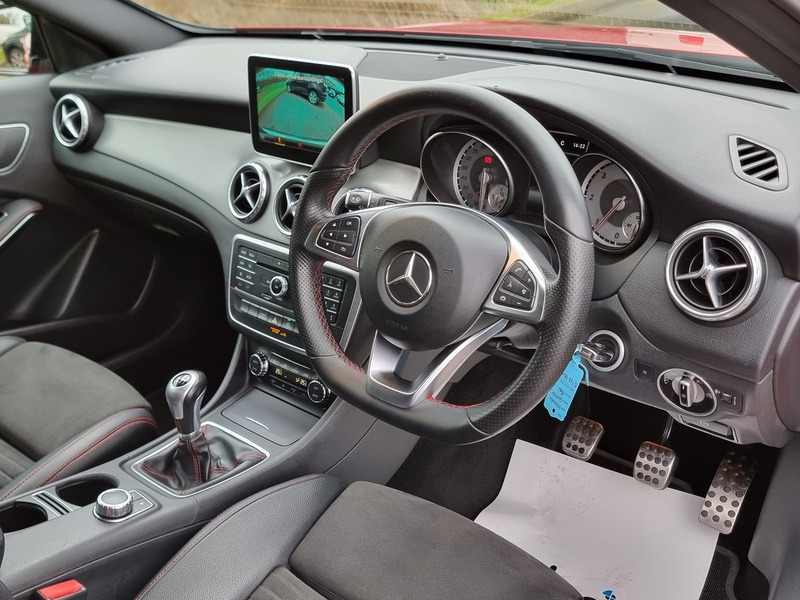 Mercedes-Benz GLA Class GLA200d AMG Line - U7402