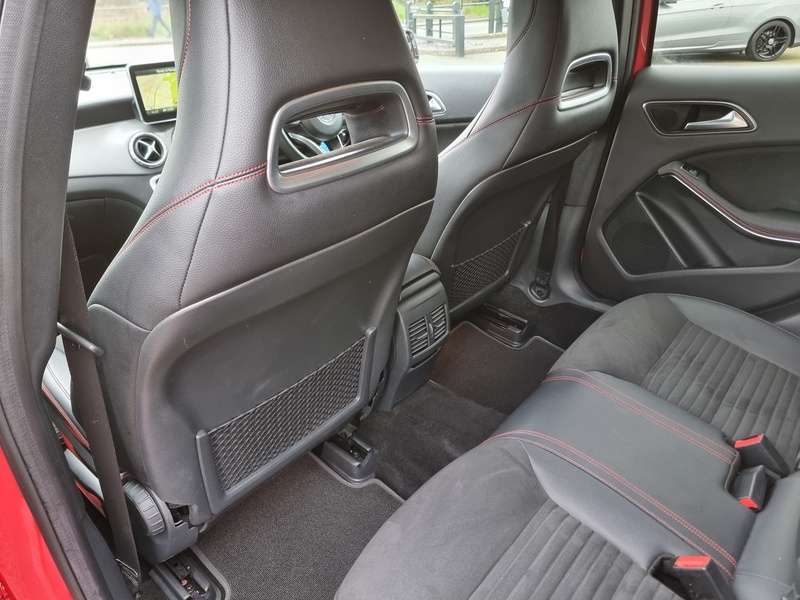 Mercedes-Benz GLA Class GLA200d AMG Line - U7402