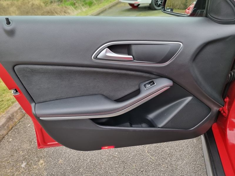 Mercedes-Benz GLA Class GLA200d AMG Line - U7402