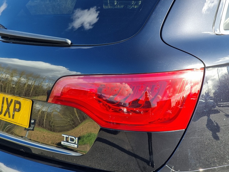 Audi Q7 TDIcd V6 S line - U7404