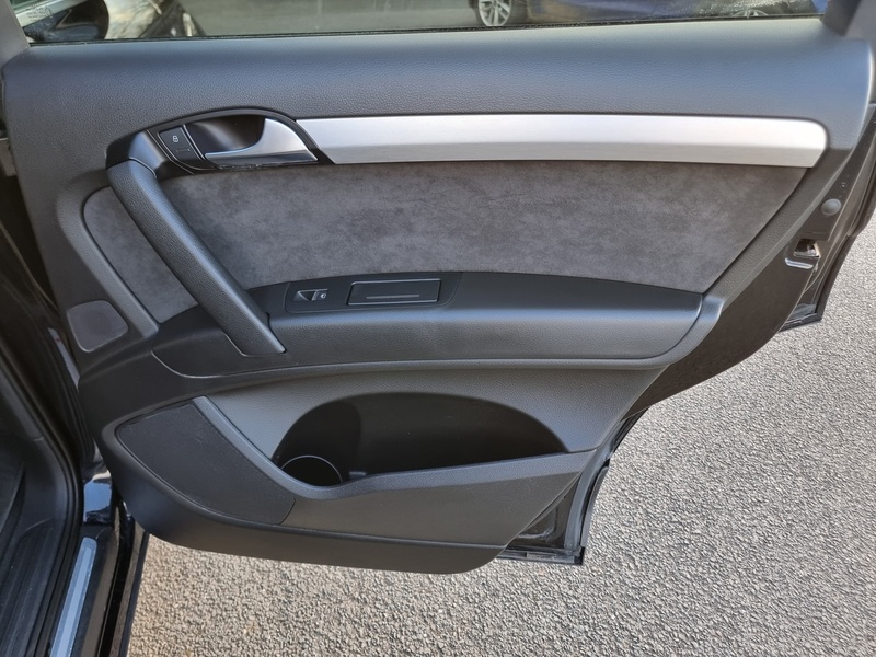 Audi Q7 TDIcd V6 S line - U7404