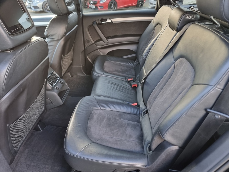 Audi Q7 TDIcd V6 S line - U7404