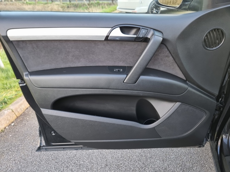 Audi Q7 TDIcd V6 S line - U7404