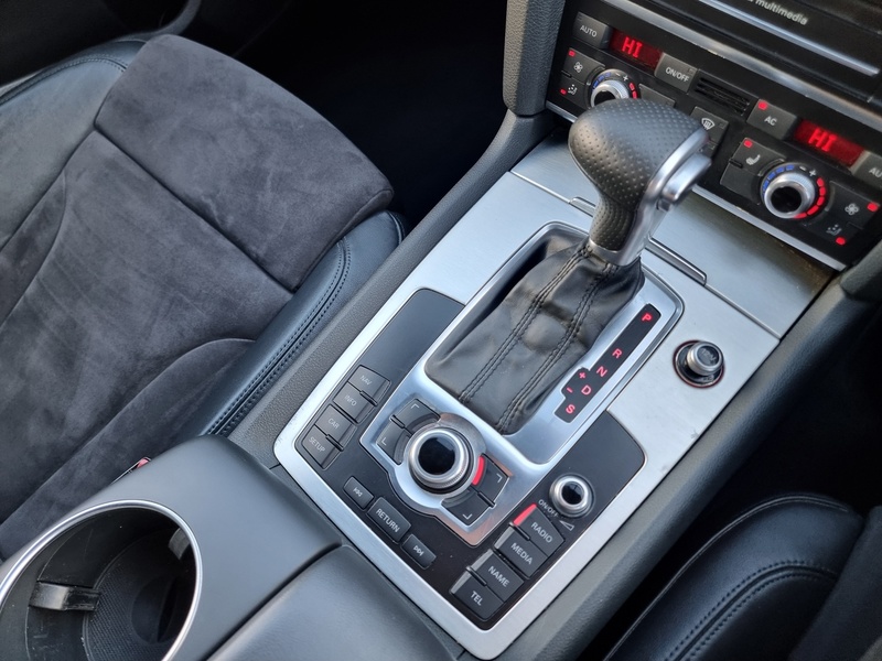 Audi Q7 TDIcd V6 S line - U7404