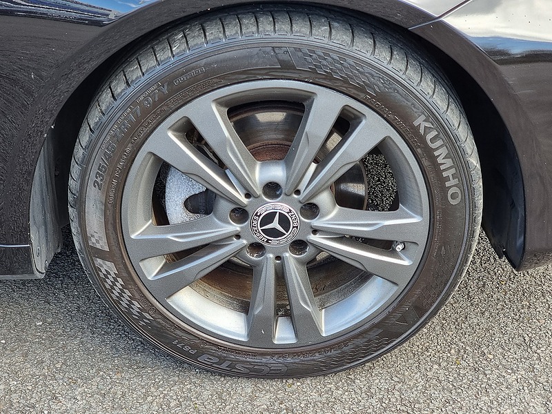 Mercedes-Benz E Class E220d BlueTEC SE - U7407
