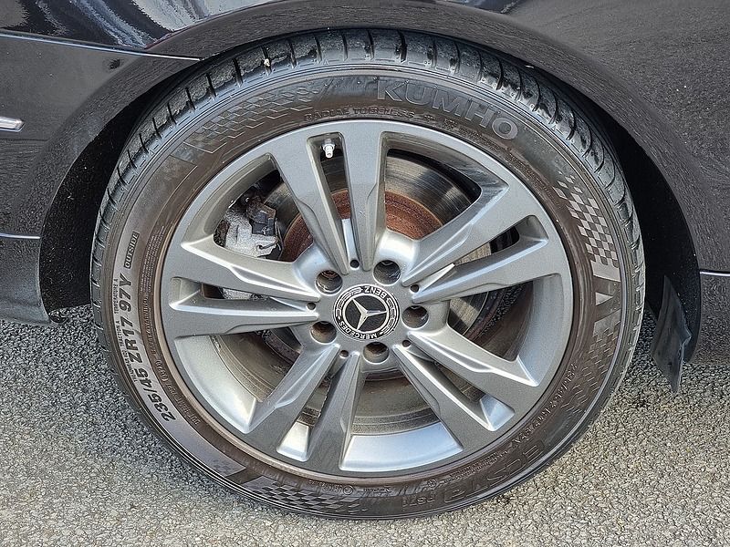 Mercedes-Benz E Class E220d BlueTEC SE - U7407