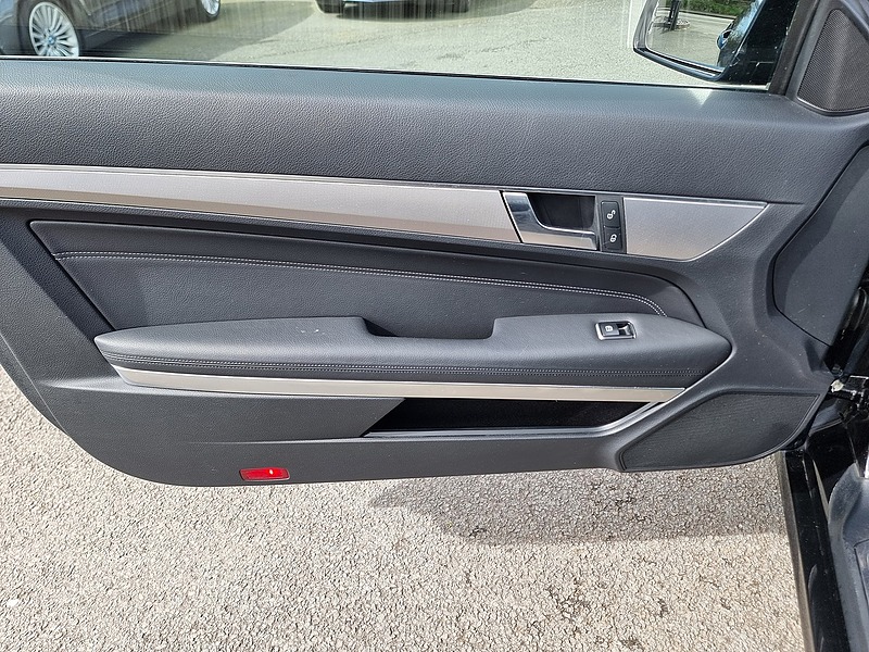 Mercedes-Benz E Class E220d BlueTEC SE - U7407